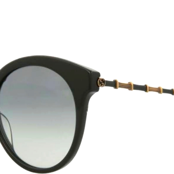 Gucci sunglasses 🔥NWT🔥 A beautiful silhouette timeless appeal w. Case + cloth! - Picture 13 of 16